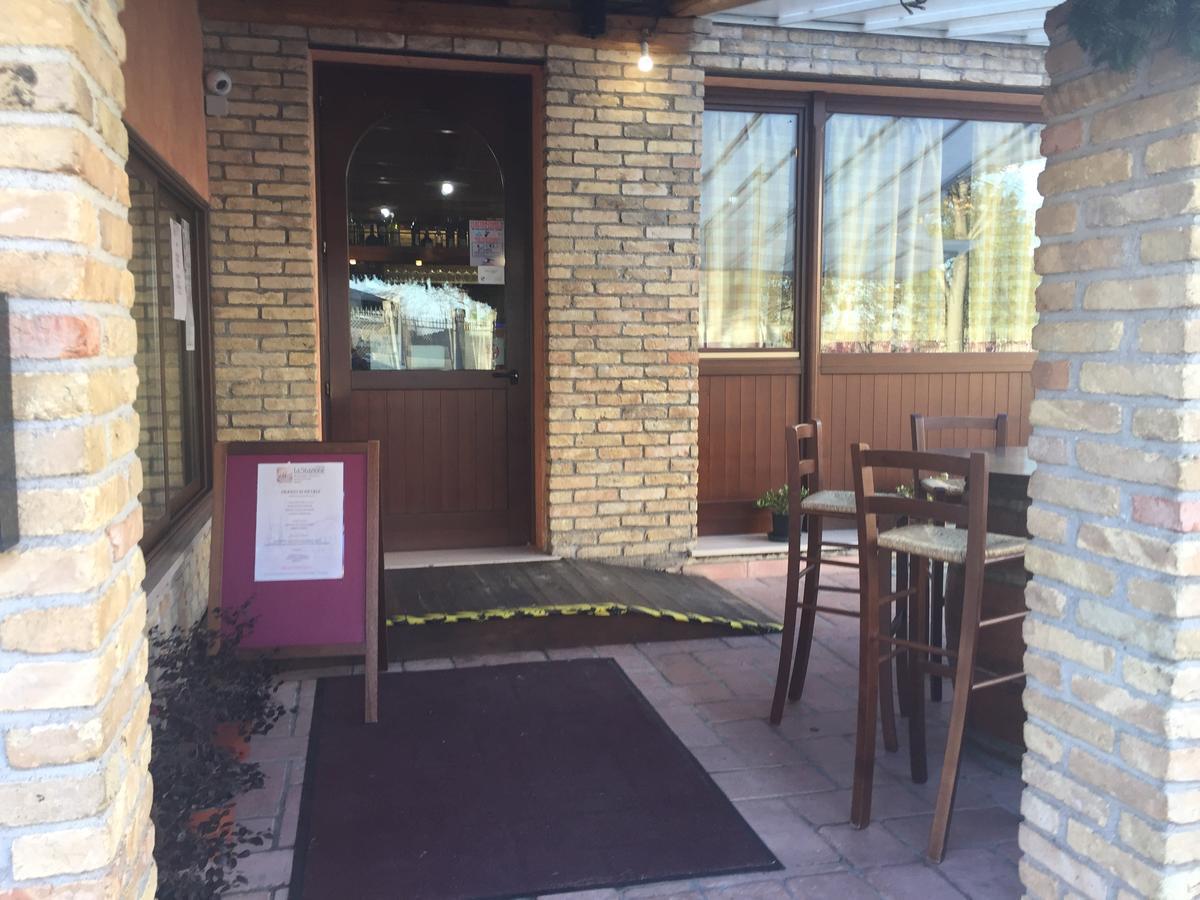 Hotel Ristorante "La Stazione" Cordovado Esterno foto